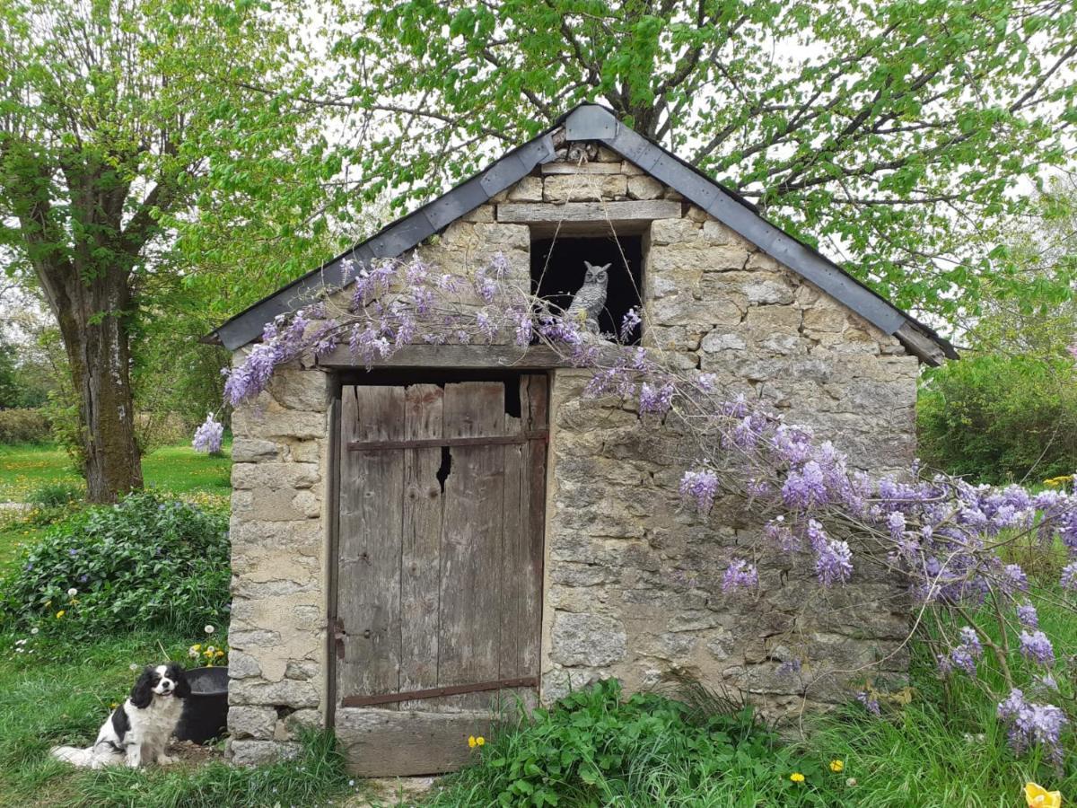 Gite Le Tilleul De La Fontaine Alluy Buitenkant foto